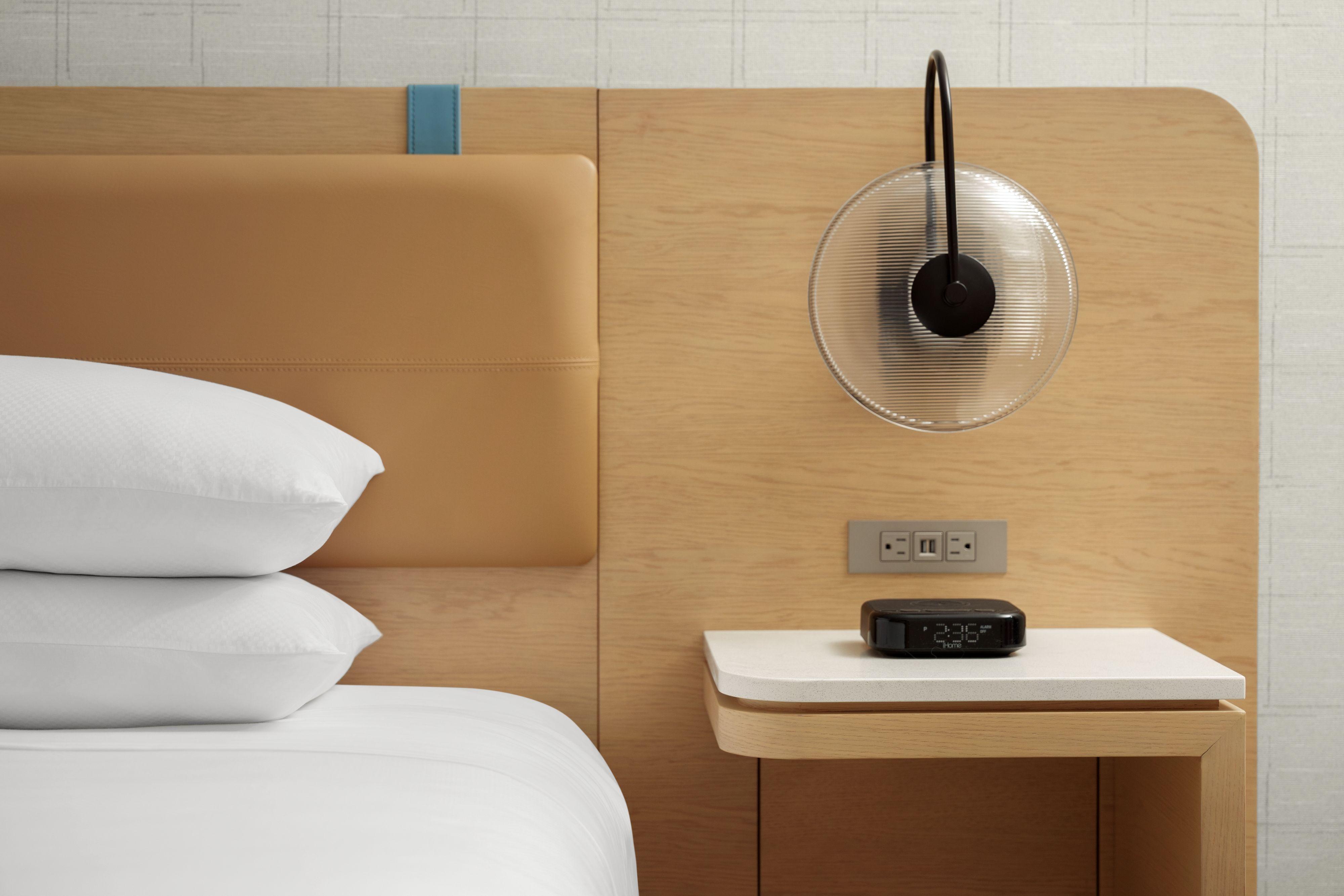 Delta Hotels By Marriott Vancouver Delta Bagian luar foto